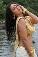 Sana Khan Stills From Nadigayin Diary